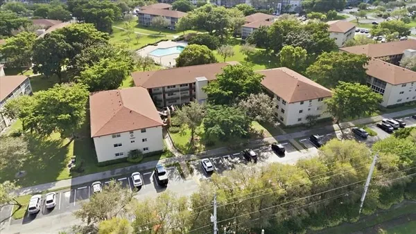 Property Slideshow image 2 of 29 | 13300 sw 1st st o206, Pembroke Pines, FL, 33027