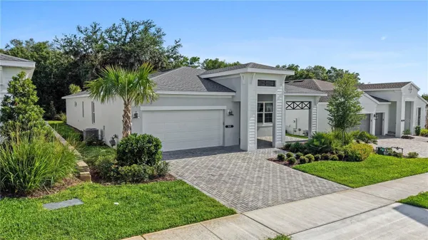 Property Slideshow image 2 of 43 | 948 club cresswind dr, Lady Lake, FL, 32159
