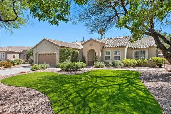 Property Slideshow image 2 of 36 | 2860 alder lake ct, Henderson, NV, 89052