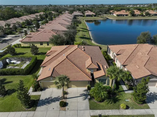 Property Slideshow image 2 of 73 | 5404 sunset falls dr, Apollo Beach, FL, 33572