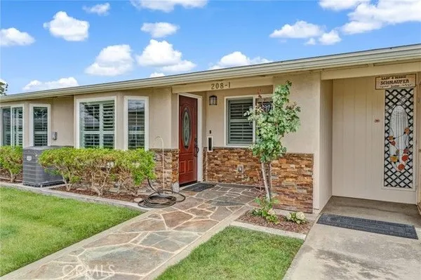 Property Slideshow image 3 of 49 | 13199 el dorado dr 208i, Seal Beach, CA, 90740
