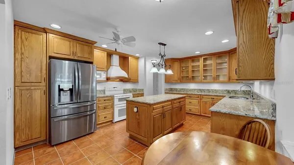 Property Slideshow image 2 of 41 | 663 allegheny dr, Sun City Center, FL, 33573