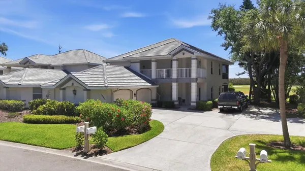 Property Slideshow image 3 of 76 | 14061 willow glen ct 239, Port Charlotte, FL, 33953