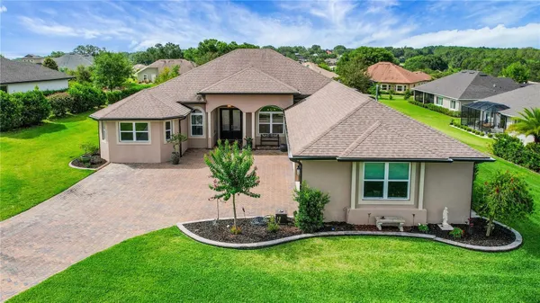 Property Slideshow image 2 of 93 | 6008 apex way, Lady Lake, FL, 32159