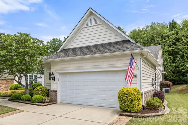 Property Slideshow image 3 of 48 | 12298 gadwell pl, Fort Mill, SC, 29707
