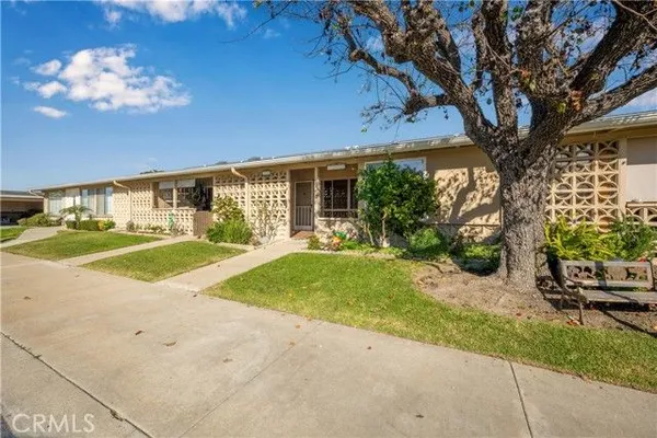 Property Slideshow image 2 of 48 | 13680 alderwood ln apt 78d, Seal Beach, CA, 90740