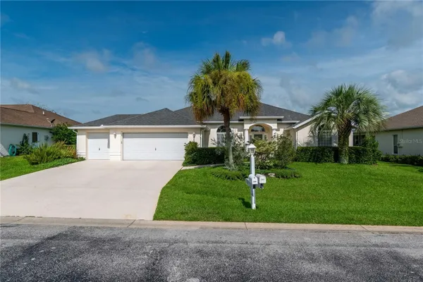 Property Slideshow image 2 of 58 | 2260 nw 51st ter, Ocala, FL, 34482
