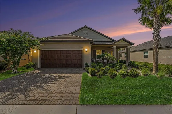 Property Slideshow image 3 of 43 | 10514 banyan breeze blvd, Land O Lakes, FL, 34638