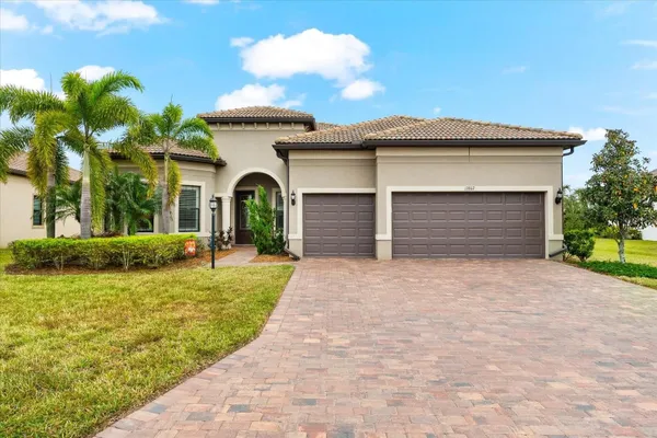 Property Slideshow image 2 of 96 | 17802 eastbrook ter, Lakewood Ranch, FL, 34202