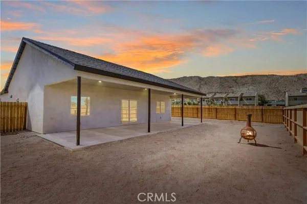 Property Slideshow image 3 of 29 | 7067 mohawk trl, Yucca Valley, CA, 92284