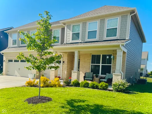 Property Slideshow image 2 of 12 | 3704 drummore pl, Bargersville, IN, 46106