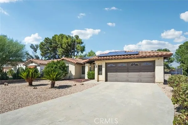 Property Slideshow image 2 of 17 | 2534 beech tree st, Hemet, CA, 92545