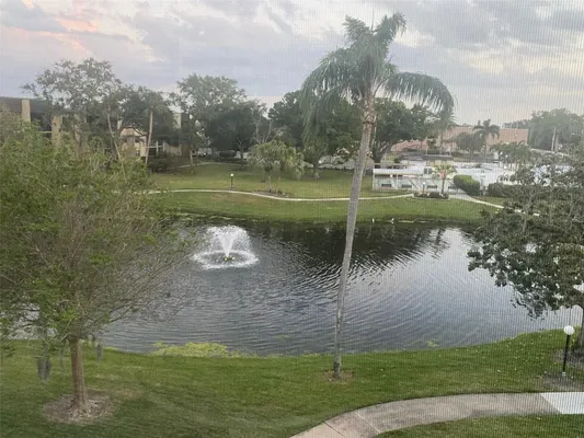 Property Slideshow image 3 of 56 | 14130 rosemary ln 3312, Largo, FL, 33774