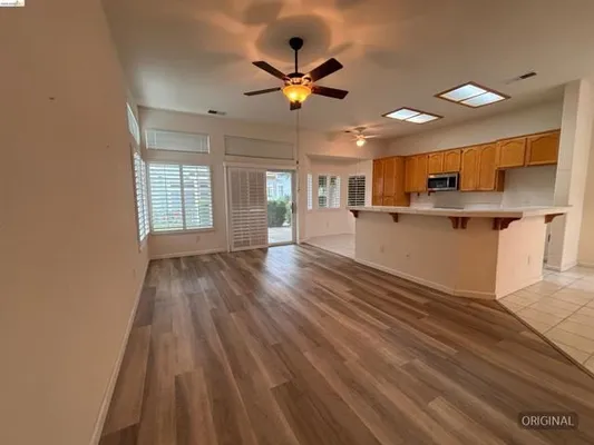 Property Slideshow image 3 of 19 | 1574 spigold way, Brentwood (Cc), CA, 94513