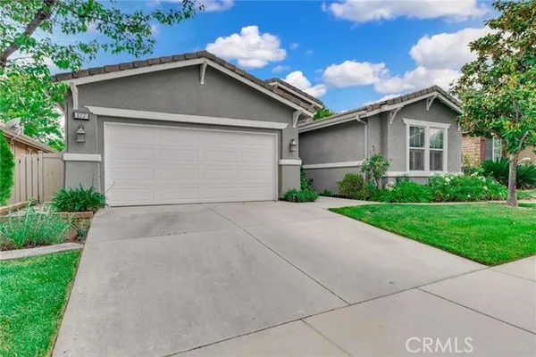 Property Slideshow image 2 of 44 | 177 potter crk, Beaumont, CA, 92223