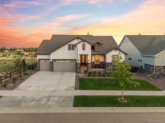 Property Slideshow image 2 of 40 | 21902 e tansy pl, Aurora, CO, 80016
