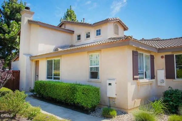 Property Slideshow image 2 of 33 | 2323 shakespeare dr, Oxnard, CA, 93033