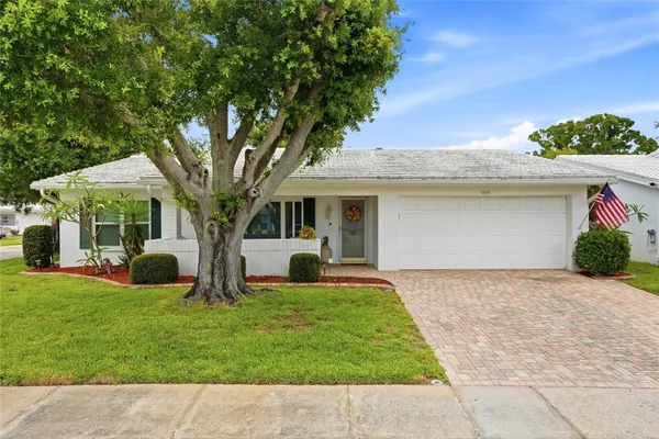 Property Slideshow image 2 of 56 | 3939 90th ter 3939, Pinellas Park, FL, 33782