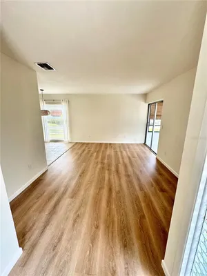 Property Slideshow image 3 of 30 | 1610 berwick ct d, Palm Harbor, FL, 34684