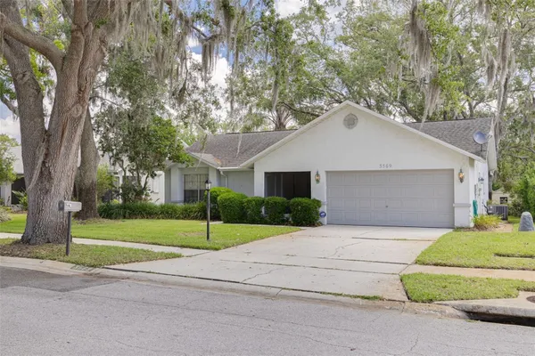 Property Slideshow image 2 of 17 | 3569 oak lake dr, Palm Harbor, FL, 34684