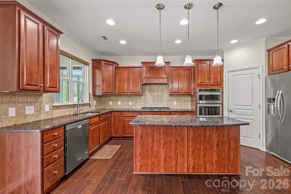 Property Slideshow image 2 of 38 | 2028 bronze leaf dr, Indian Land, SC, 29707