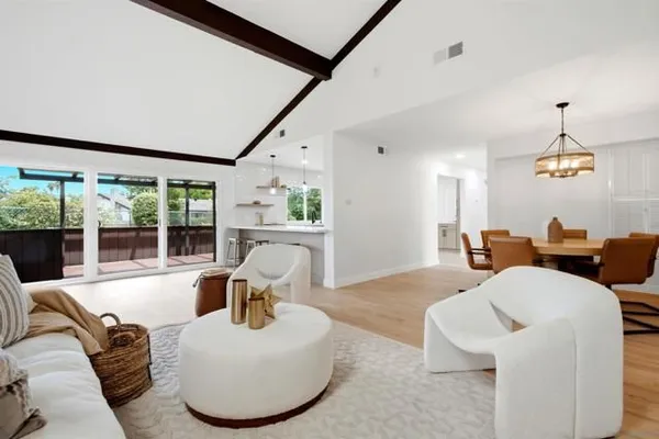 Property Slideshow image 3 of 24 | 16511 caminito vecinos 64, San Diego, CA, 92128