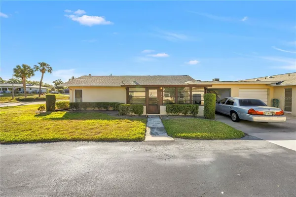 Property Slideshow image 2 of 46 | 2740 highlands blvd b, Palm Harbor, FL, 34684