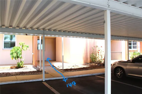 Property Slideshow image 3 of 33 | 7560 bay island dr 149, South Pasadena, FL, 33707