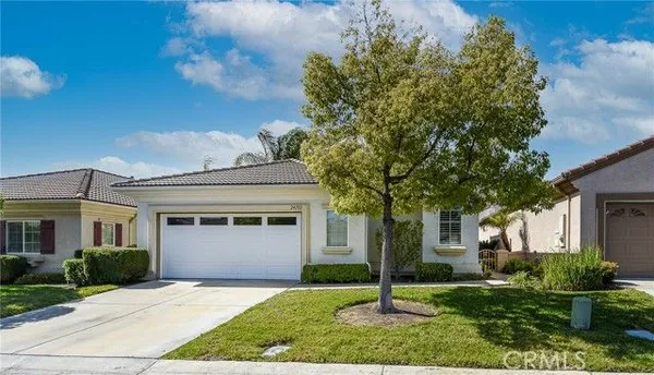 Property Slideshow image 3 of 36 | 24182 via llano, Murrieta, CA, 92562