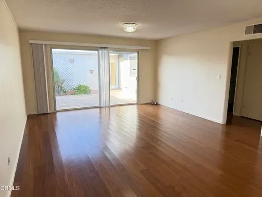 Property Slideshow image 3 of 16 | 137 e garden grn, Port Hueneme, CA, 93041