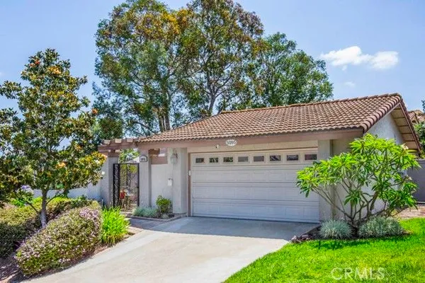 Property Slideshow image 2 of 37 | 5095 tero, Laguna Woods, CA, 92637