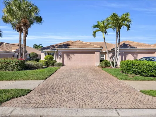 Property Slideshow image 2 of 49 | 10032 majestic ave, Fort Myers, FL, 33913
