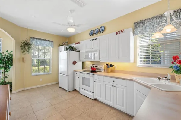 Property Slideshow image 3 of 65 | 905 barclay ct, Venice, FL, 34293