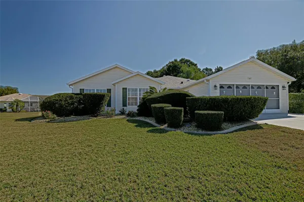 Property Slideshow image 2 of 89 | 13863 se 85th cir, Summerfield, FL, 34491
