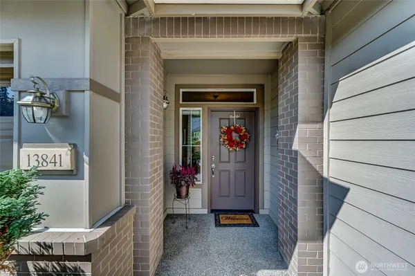 Property Slideshow image 2 of 32 | 13841 231st ln, Redmond, WA, 98053