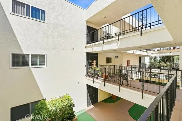 Property Slideshow image 3 of 55 | 2355 via mariposa 2c, Laguna Woods, CA, 92637