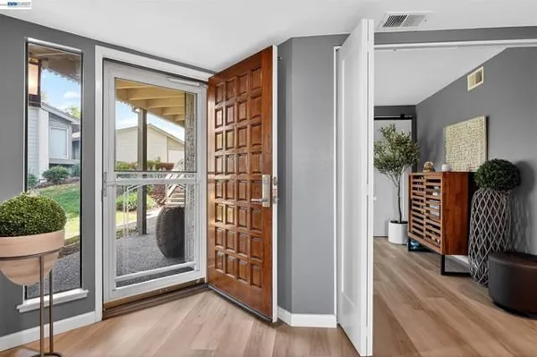 Property Slideshow image 3 of 35 | 8461 traminer ct, San Jose, CA, 95135