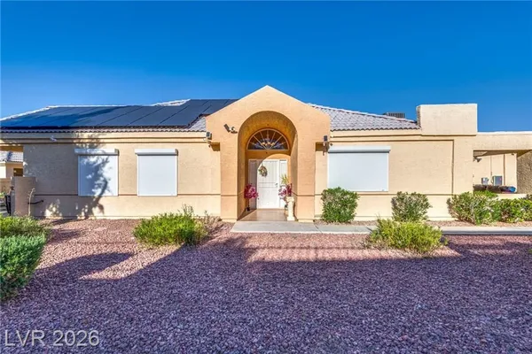Property Slideshow image 3 of 40 | 5320 fieldstone rd, Las Vegas, NV, 89107