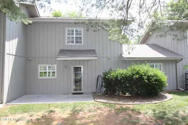 Property Slideshow image 2 of 24 | 106 chota view ln, Loudon, TN, 37774