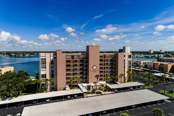 Property Slideshow image 2 of 92 | 7700 sun island dr 506, South Pasadena, FL, 33707