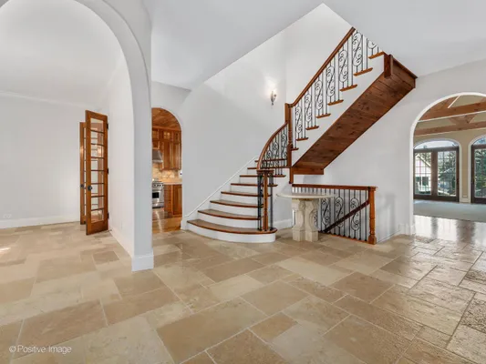 Property Slideshow image 3 of 43 | 48 forest gate cir, Oak Brook, IL, 60523