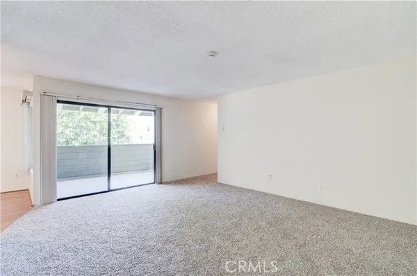 Property Slideshow image 3 of 30 | 8777 coral springs ct 11h, Huntington Beach, CA, 92646