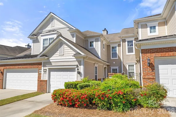 Property Slideshow image 3 of 29 | 44429 oriole dr 100, Fort Mill, SC, 29707