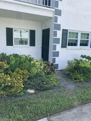 Property Slideshow image 2 of 23 | 4705 1st ct 190, Bradenton, FL, 34207