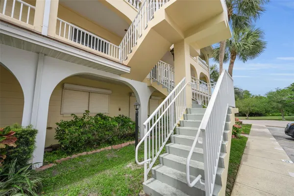 Property Slideshow image 2 of 70 | 2223 philippine dr 35, Clearwater, FL, 33763