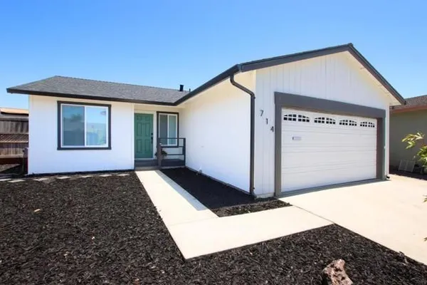 Property Slideshow image 2 of 27 | 714 heather ct, Watsonville, CA, 95076