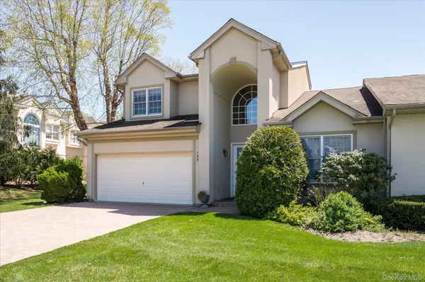 Property Slideshow image 3 of 28 | 155 altessa blvd, Huntington, NY, 11747