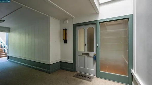 Property Slideshow image 2 of 24 | 1224 rockledge ln 6, Walnut Creek, CA, 94595