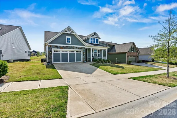 Property Slideshow image 3 of 40 | 8718 festival way, Charlotte, NC, 28215