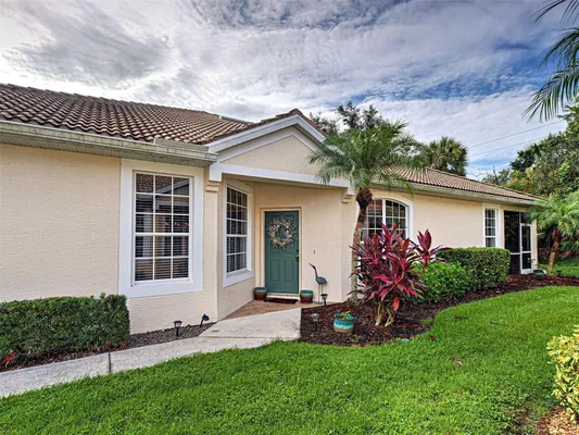 Property Slideshow image 2 of 63 | 4911 whispering oaks dr, North Port, FL, 34287